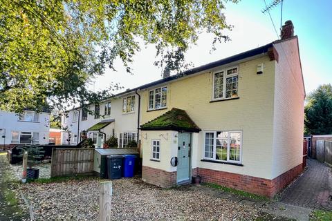 3 bedroom end of terrace house for sale, Shepherds Close, Hurley, SL6