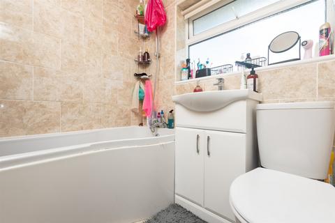 4 Judeth Gardens, Gravesend, DA12 4QB