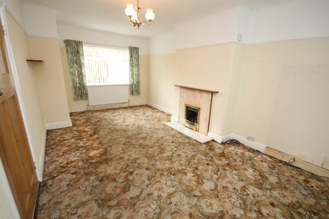 4 bedroom semi-detached house for sale, Cromford Avenue, Stretford, M32 9RQ