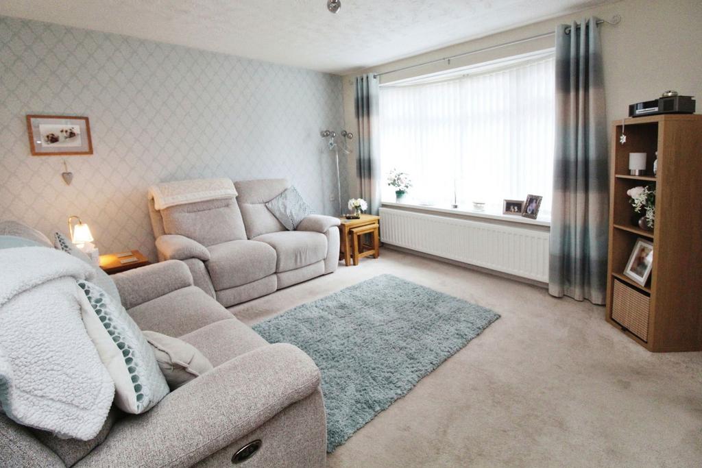 Leasyde Walk, Newcastle Upon Tyne NE16 3 bed end of terrace house for