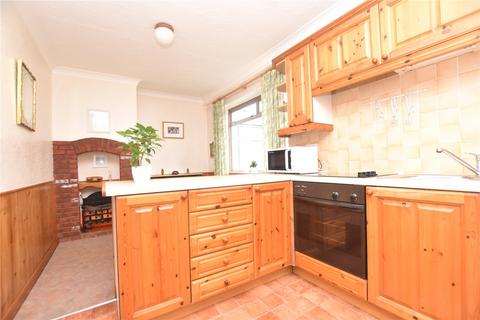 3 bedroom semi-detached house for sale, Parkwood Road, Leeds, West Yorkshire