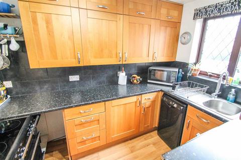 2 bedroom end of terrace house to rent, Dodmore Lane, Ludlow