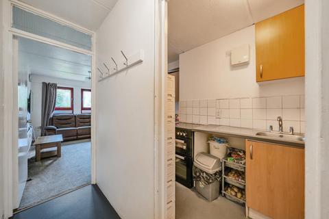 1 bedroom flat for sale, Aylesbury,  Buckinghamshire,  HP19