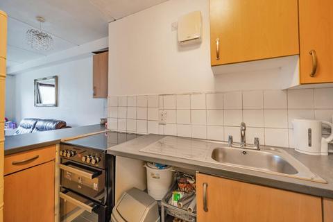 1 bedroom flat for sale, Aylesbury,  Buckinghamshire,  HP19