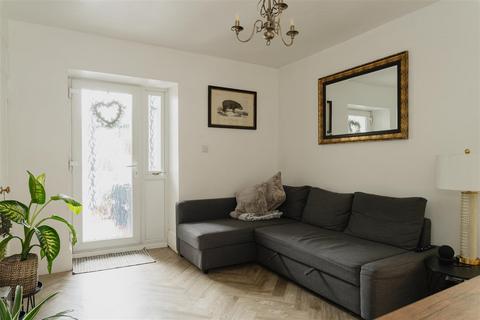 2 bedroom apartment for sale, Holmesdale Road, Reigate