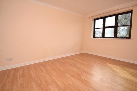 1 bedroom apartment for sale, Lawn Close, Swanley, Kent