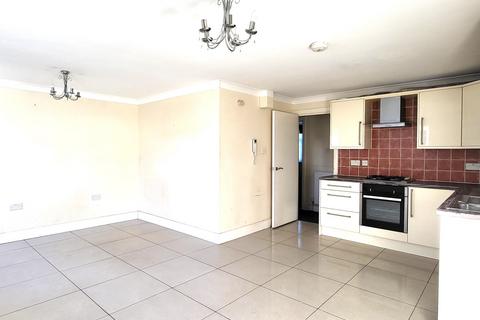 2 bedroom flat to rent, Lea Road, Watford, WD24