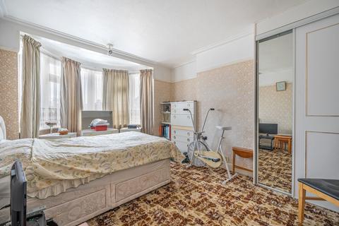 93 Rosedale Road, Epsom, KT17 2JH