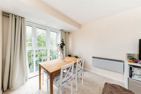undefined, Linacre Close, Didcot