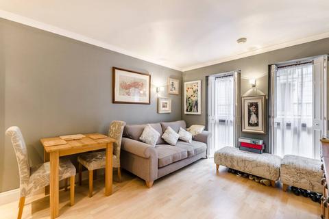 1 bedroom flat for sale, Craven Street, The Strand, London, WC2N