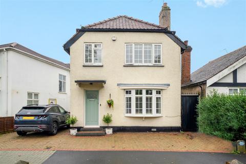 3 bedroom detached house for sale, Charterhouse Avenue, Wembley