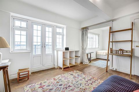 Studio for sale, Seaforth Lodge, Barnes, London, SW13