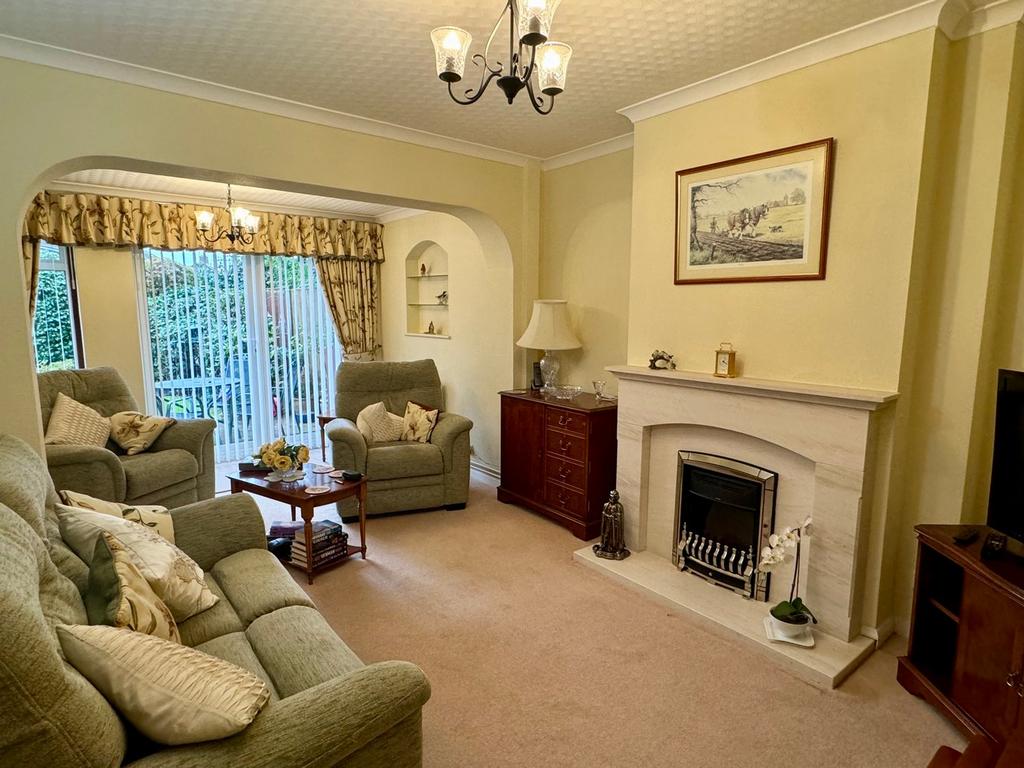 Burden Road, Hereford, HR1 3 bed semidetached house for sale £350,000