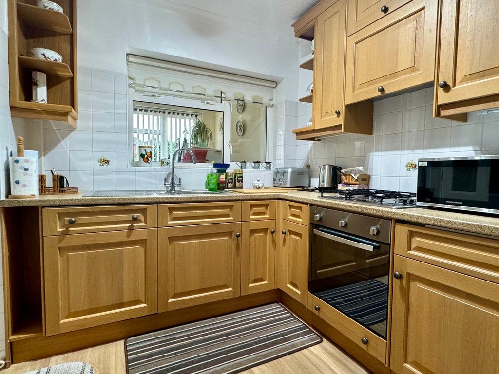Burden Road, Hereford, HR1 3 bed semidetached house for sale £350,000