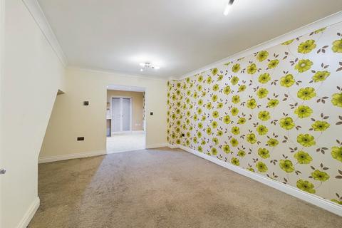 3 bedroom semi-detached house to rent, Mildenhall Way Kingsway, Quedgeley, Gloucester, Gloucestershire, GL2