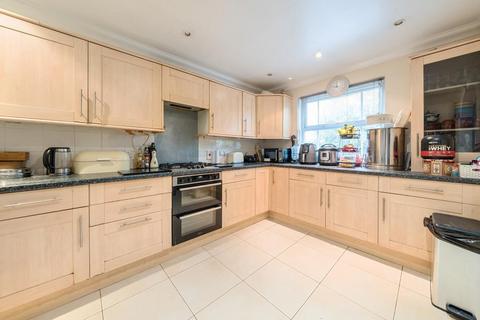 4 bedroom townhouse for sale, Slough,  Berkshire,  SL3