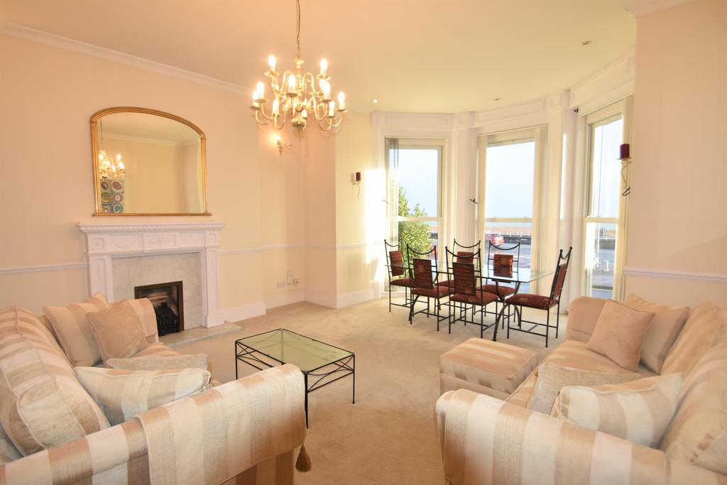 St. Helens Parade, Southsea PO4 2 bed flat to rent £1,300 pcm (£300 pw)