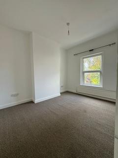 2 bedroom terraced house to rent, Station Road, Kings Norton, Birmingham, West Midlands, B38 8SN