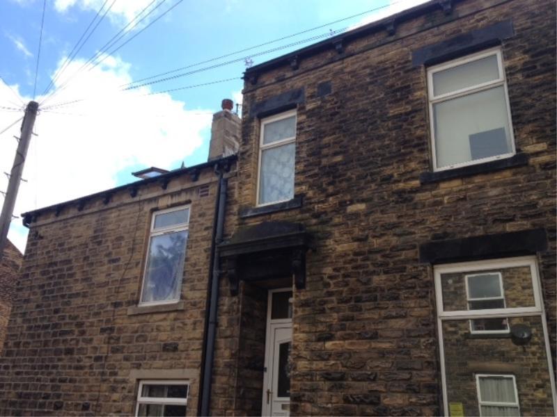Westover Road, Leeds LS13 4 bed terraced house to rent £1,100 pcm (£