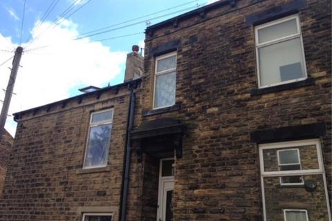 4 bedroom terraced house to rent, Westover Road, Leeds LS13