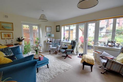 3 bedroom end of terrace house for sale, Gloucester Road, Ross-On-Wye