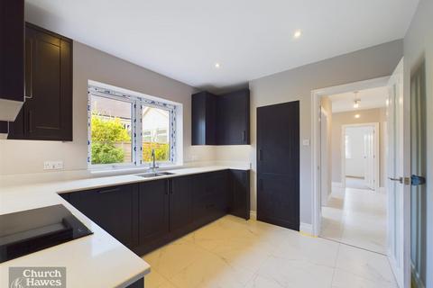 21 Acacia Drive, Maldon, CM9 6AW