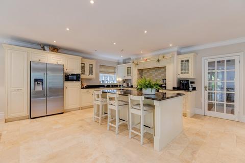 5 bedroom detached house for sale, Rhiwgoed, Westra, Dinas Powys, The Vale Of Glamorgan. CF64 4HA