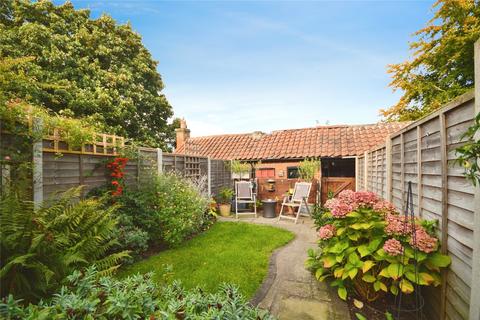 2 bedroom terraced house for sale, Barnfield, Manningtree, Essex, CO11