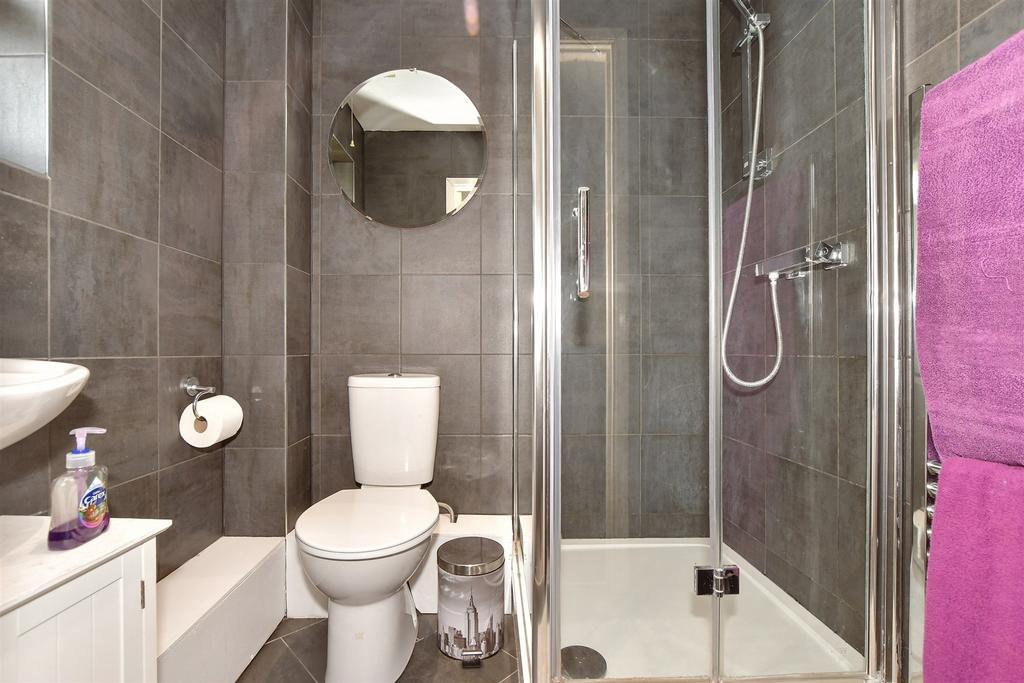 En Suite Shower Room