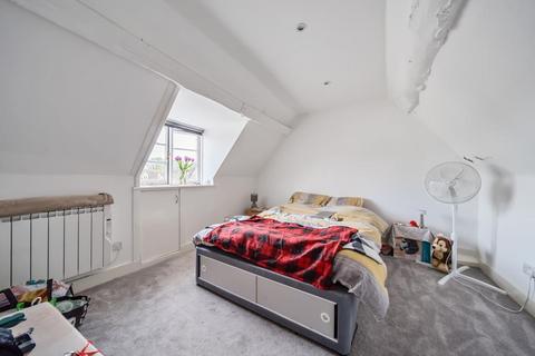 undefined, Witney,  Oxfordshire,  OX28