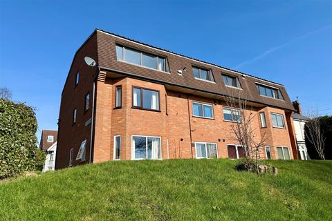 Flat 5 Oaklands, Halesowen