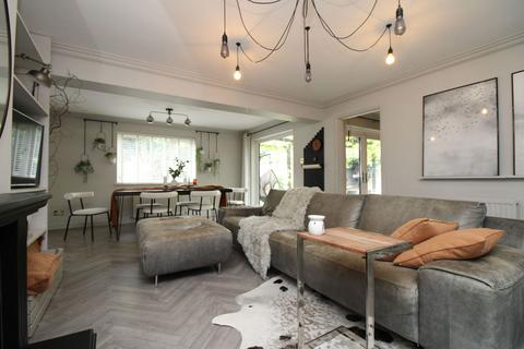 95 Bromstone Road, Broadstairs, CT10 2HX