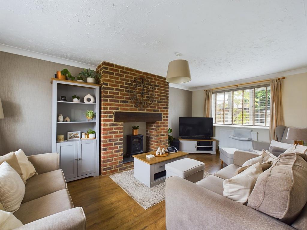 Crown Gardens, King's Lynn PE33 3 bed end of terrace house for sale £