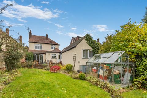 4 bedroom detached house for sale, Osborne Road, PENN