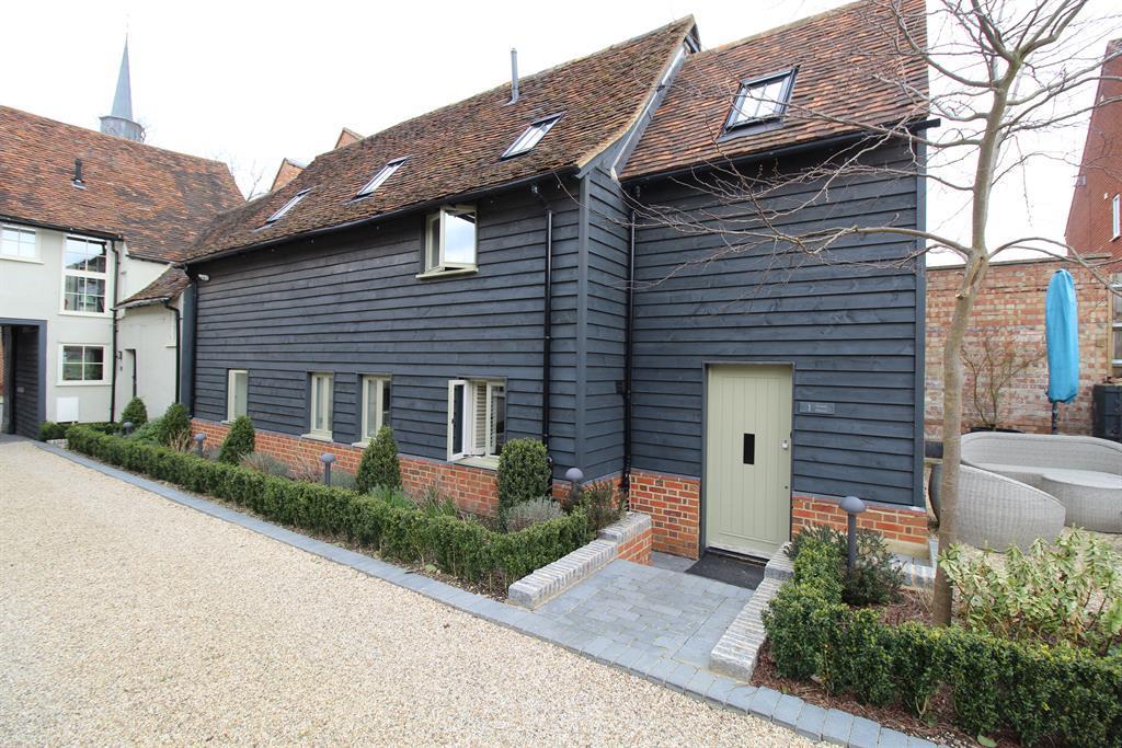 Acorn Mews, Hitchin Street, Baldock... 2 bed semidetached house to