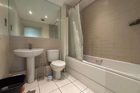 2 bedroom flat for sale, Apartment 11 Vector Point, 1-5 Hainault Street, Ilford, Essex, IG1 4GF