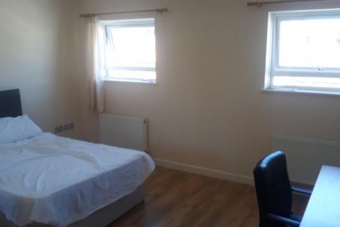 5 bedroom house share to rent, 9 Aldis Street, London, SW17