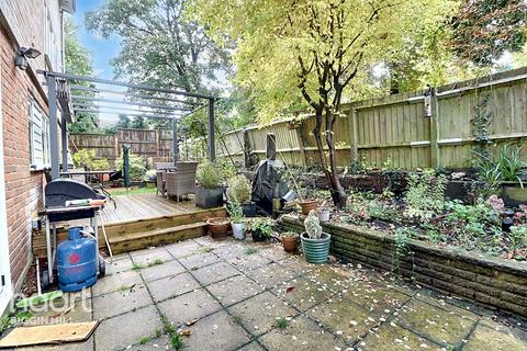 34 Valley View, Biggin Hill, Westerham, TN16 3QL