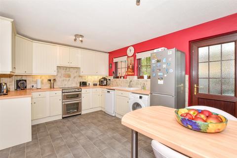 2 bedroom end of terrace house for sale, Bishops Close, Nettlestead, Maidstone, Kent