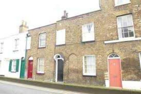 3 bedroom terraced house to rent, St Peters Place, Canterbury