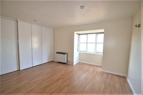 Studio for sale, Kestrel Close, London, NW10