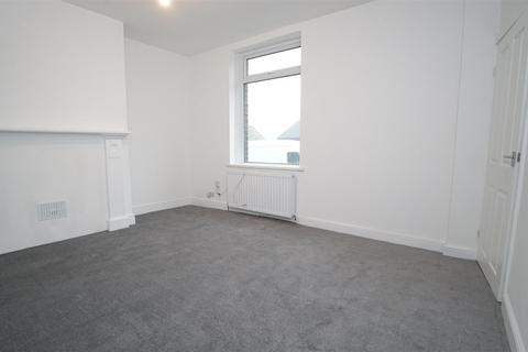 2 bedroom terraced house for sale, Leeds Road, Idle, Bradford