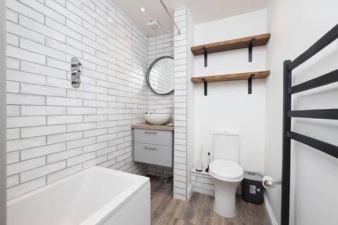 Flat A, 16 Cromer Road, Bristol, BS5 6JX
