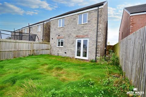 3 bedroom detached house for sale, Scarrowscant Lane, Haverfordwest