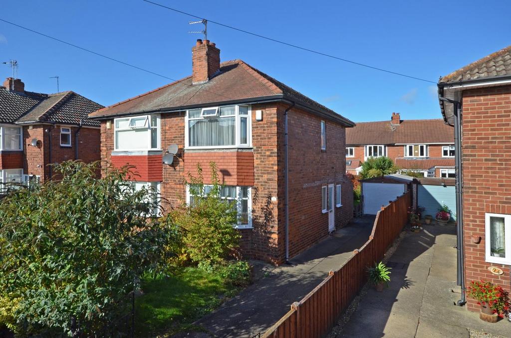 Byron Drive, York, North Yorkshire, YO30 2 bed house to rent £1,100