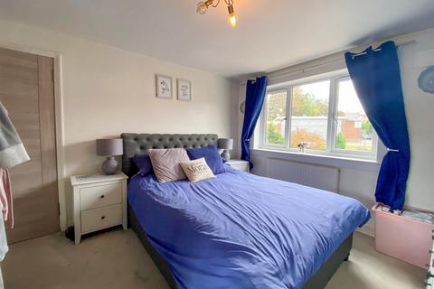 2 Glenside Crescent, West Kilbride, KA23 9AA