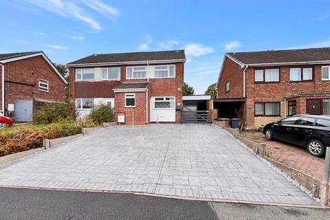 3 bedroom semi-detached house for sale, Laburnum Road, Newhall DE11