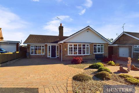 3 bedroom detached bungalow for sale, Maple Close, Bridlington