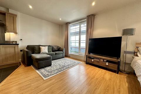 1 bedroom flat for sale, Taylorson Street South, Salford, Greater Manchester, M5 3FY