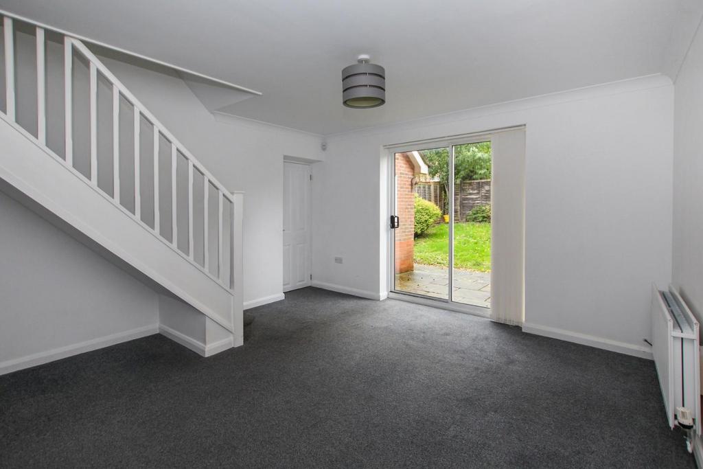 Garland Way, Leighton Buzzard 2 bed semidetached house for sale £315,000